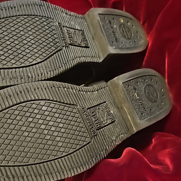 Harley Davidson Men's Leather Boots - Picture 4 of 10